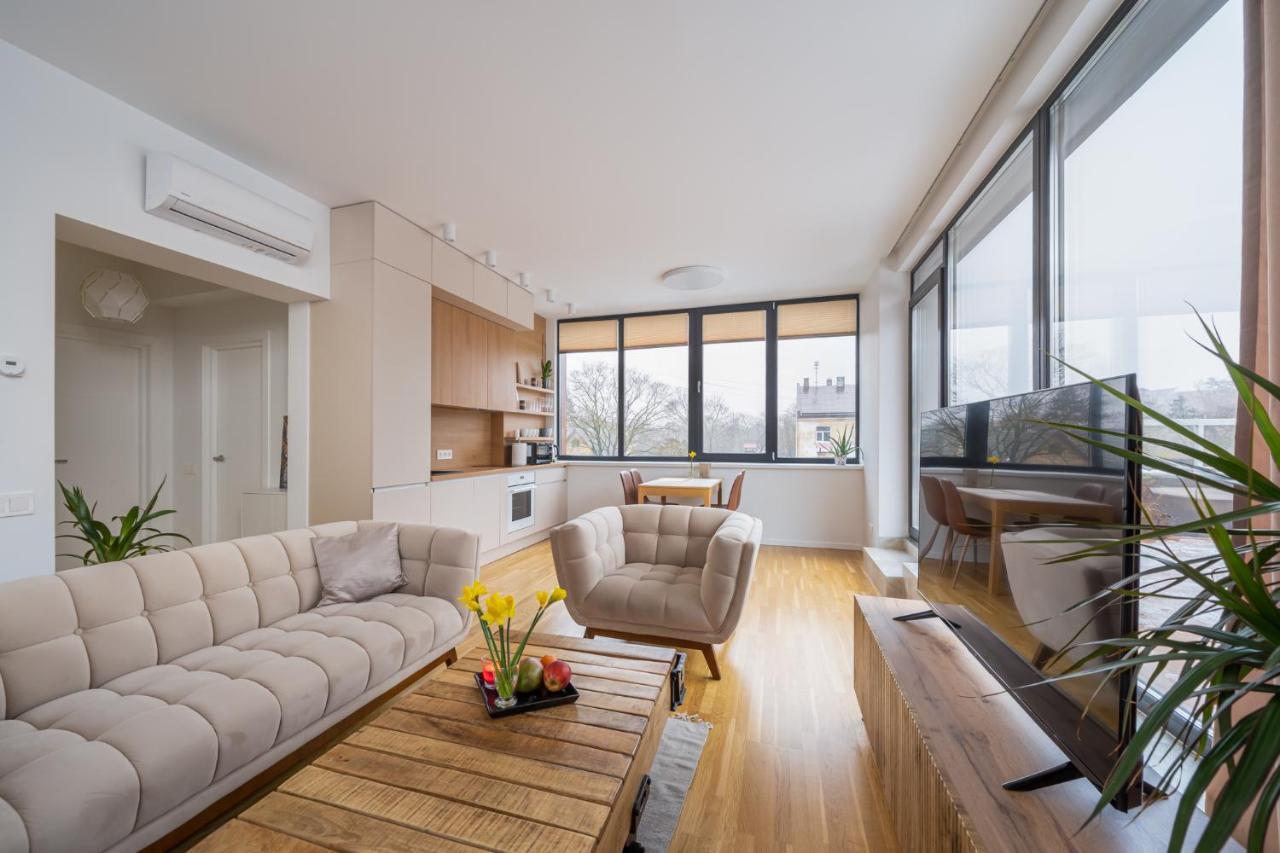 1-Bedroom Penthouse With Underground Parking Riga Eksteriør billede